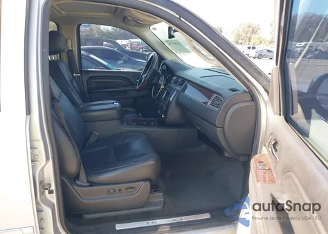 2011 GMC Yukon Denali z USA, uszkodzony, nr VIN 1GKS2EEF3BR350688